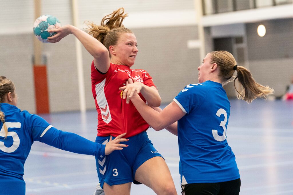 Handbal Natascha van Mullem Sportparels sportfotografie